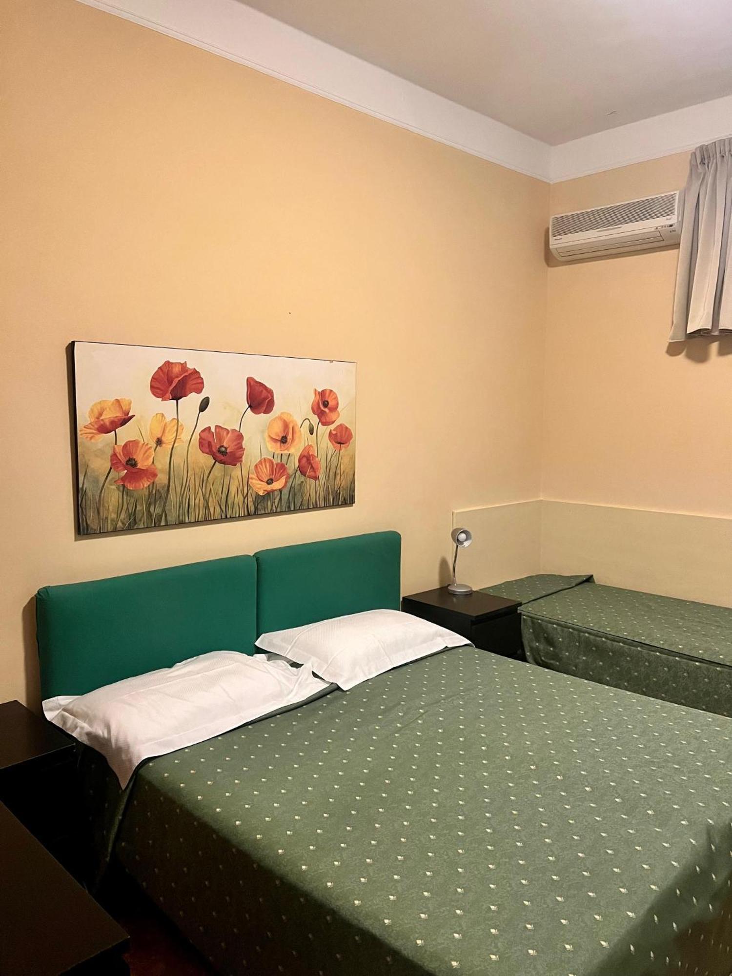 Hotel Gabriella Диано-Марина Экстерьер фото